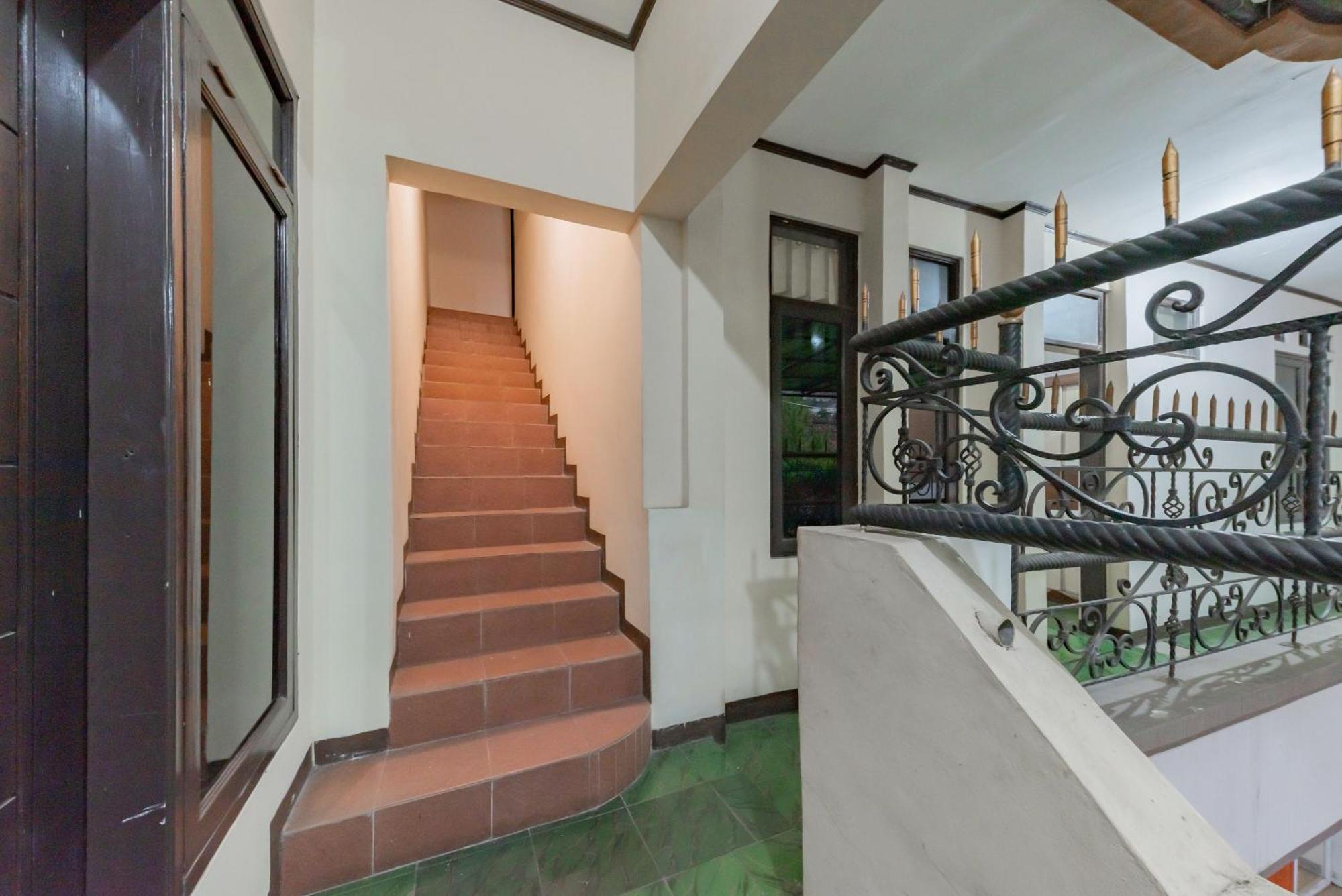 Reddoorz Near Cikole Lembang酒店 外观 照片