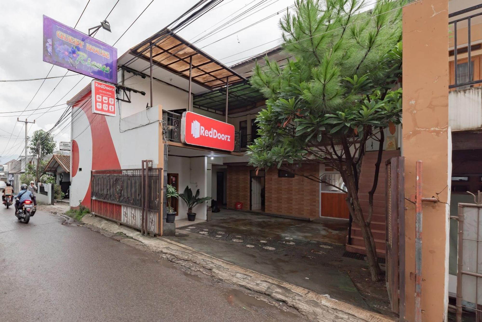 Reddoorz Near Cikole Lembang酒店 外观 照片