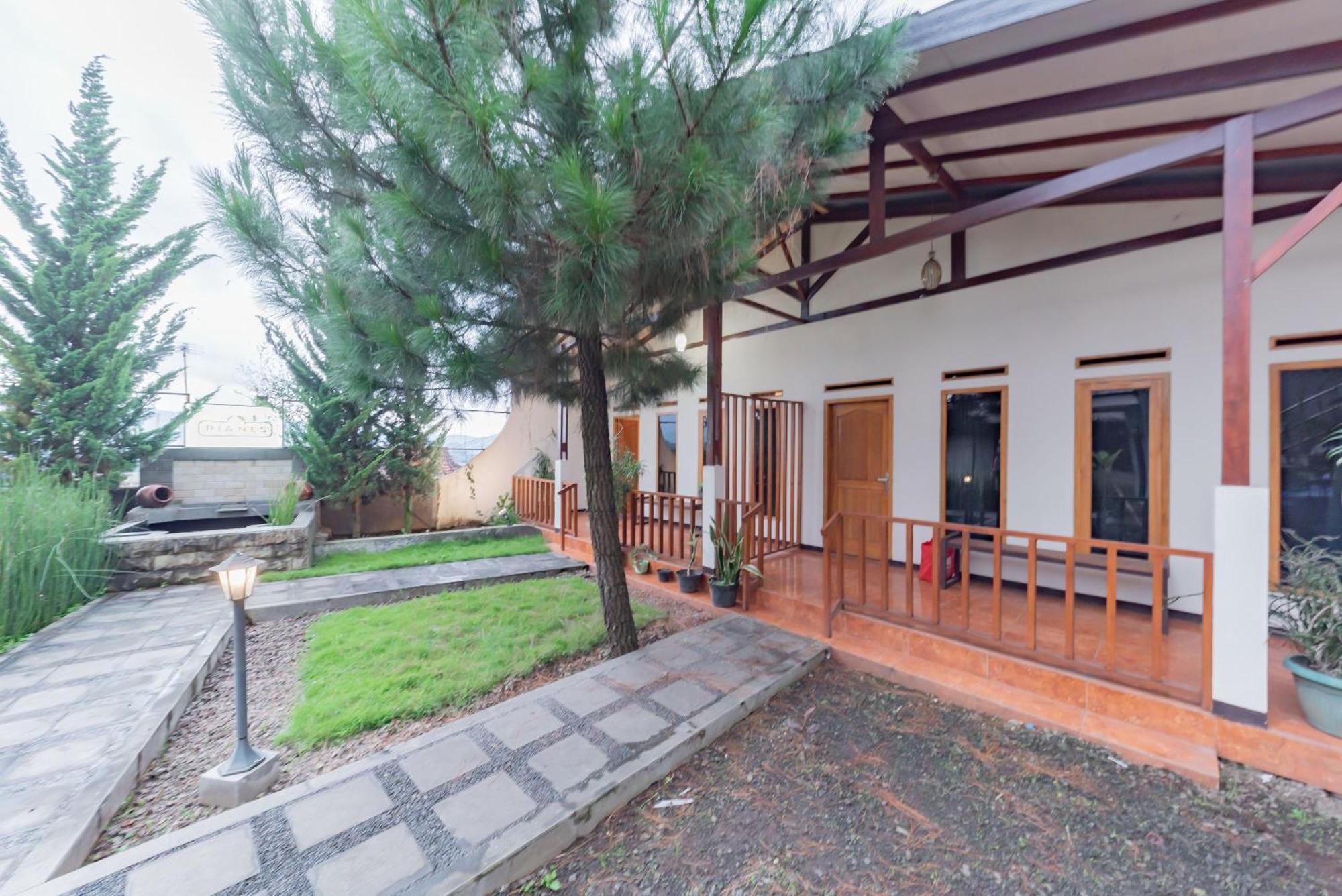 Reddoorz Near Cikole Lembang酒店 外观 照片
