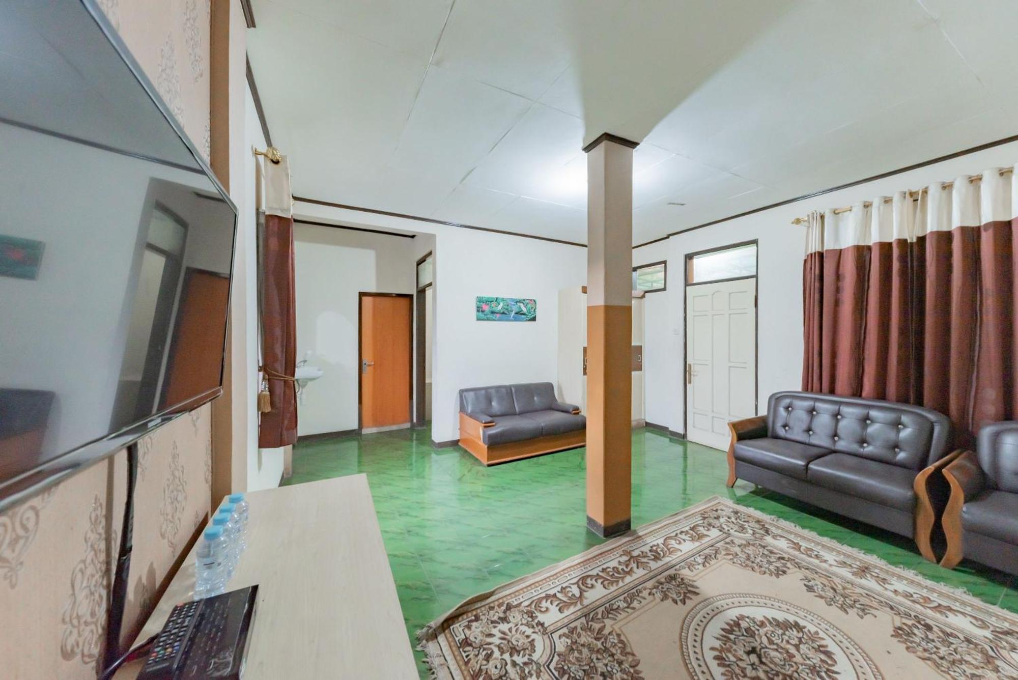 Reddoorz Near Cikole Lembang酒店 外观 照片